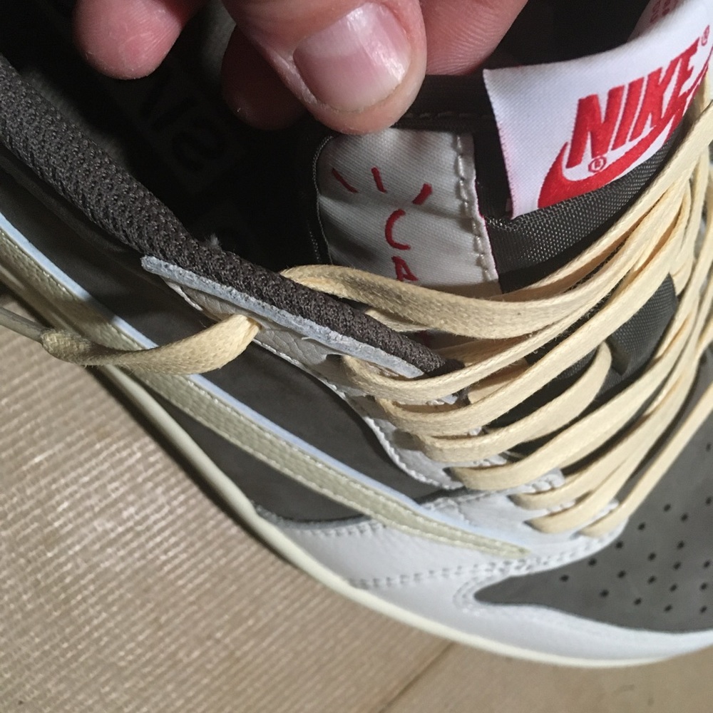 Travis Scott Reverse Mocha Low - image 5